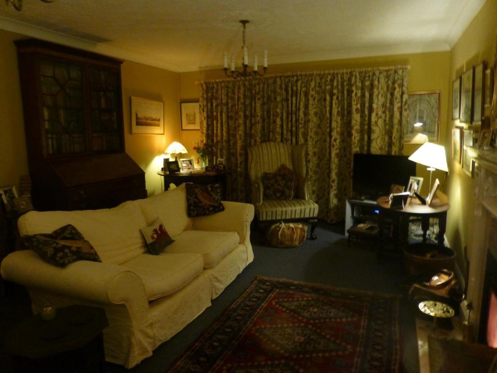 Bed and Breakfast Ty Carreg Llanwrtyd Wells Екстер'єр фото