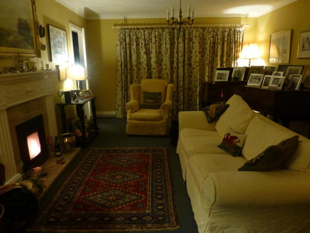 Bed and Breakfast Ty Carreg Llanwrtyd Wells Екстер'єр фото